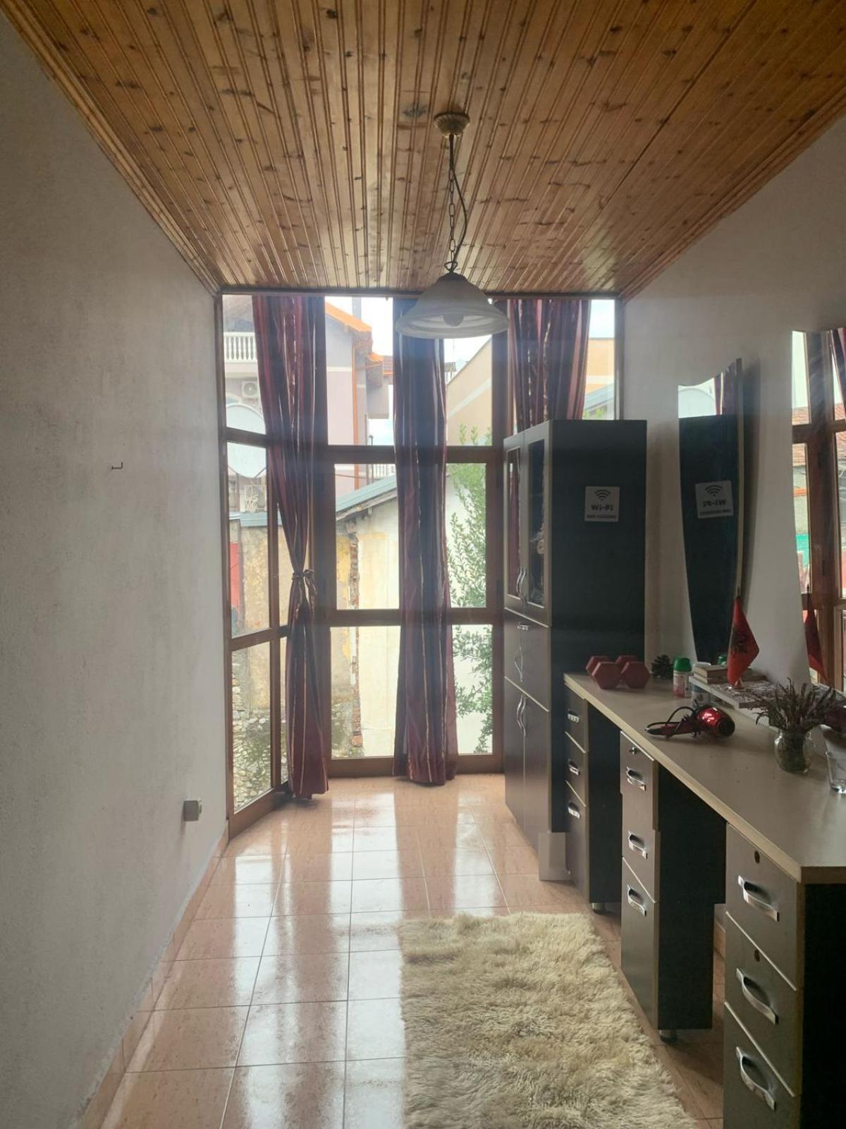 Friends Hostel & Tours Shkodër 外观 照片